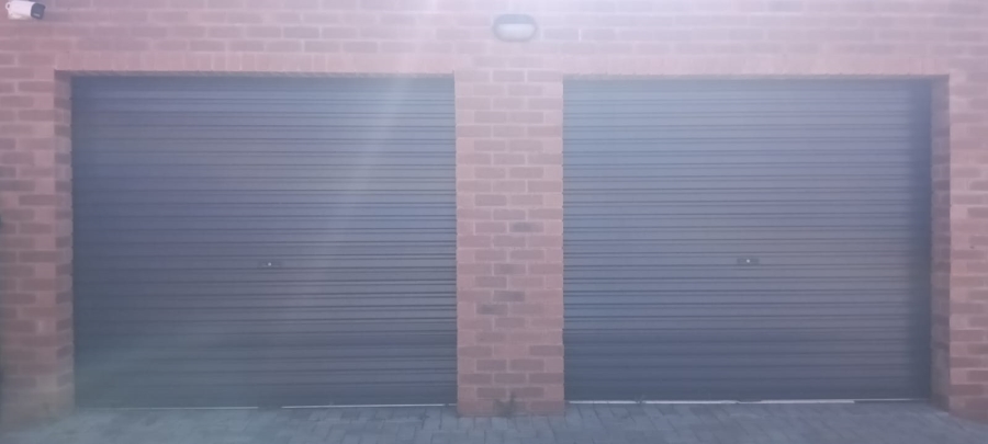 3 Bedroom Property for Sale in Langenhovenpark Free State